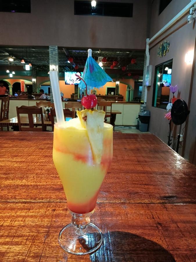 Sunshine View Hotel And Restaurant Corozal Exterior foto
