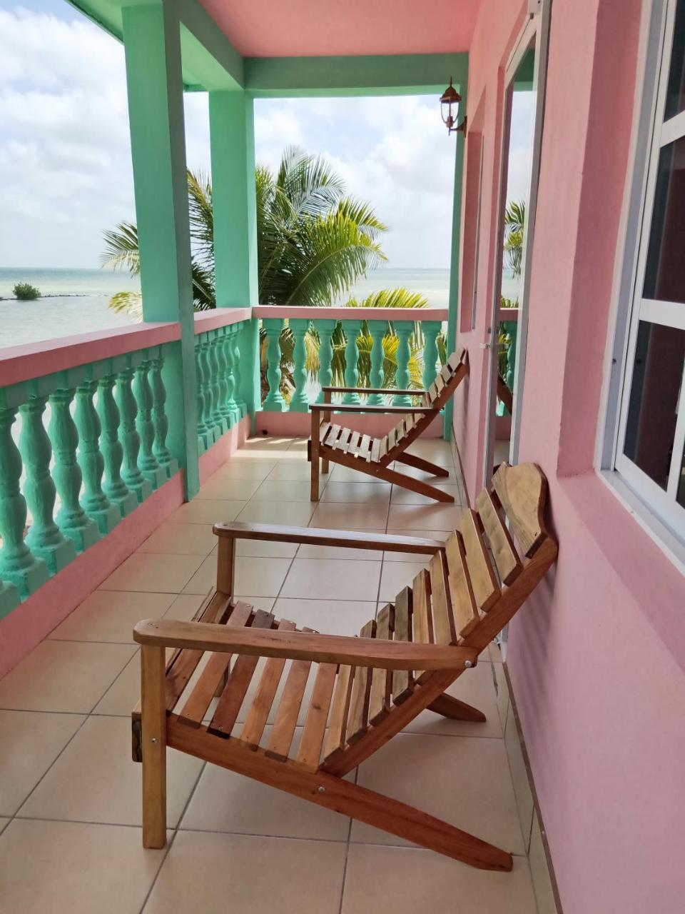 Sunshine View Hotel And Restaurant Corozal Exterior foto